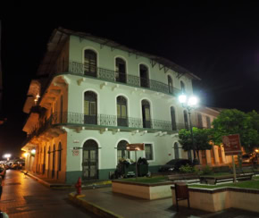panama casa bob